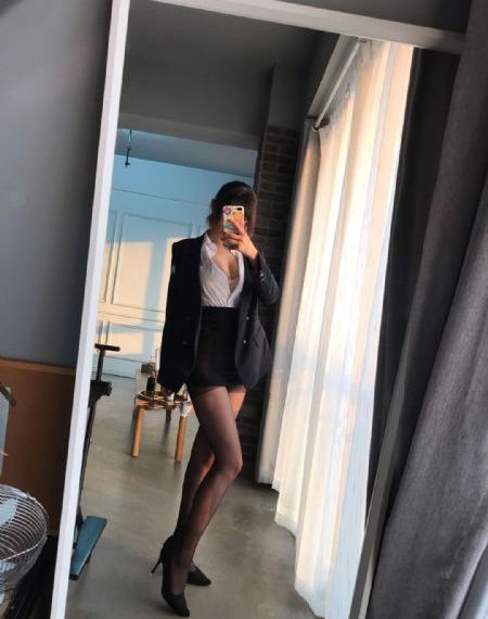 韩国电影美女老师_国产剧手机在线看